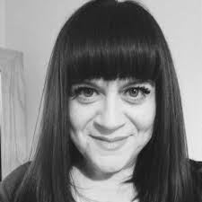 Angela Frew's Instagram, Twitter & Facebook