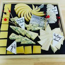 Autre Plateau De Fromage Apero Apero Maisondufromage Degustation Poulignystpierre Plateaufromage Repas Prod Plateau De Fromage Fromage Deco Anniv