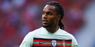 Fabrizio romano is an italian journalist who specializes in football transfers. Club Prepared To Sell Liverpool Target Says Fabrizio Romano He Wants To Go The Empire Of The Kop