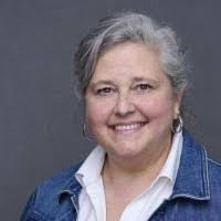 Lynda Stephens's Instagram, Twitter & Facebook