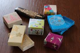 Score accross the width of the card at 7cm down from the top edge. Diy Gift Boxes From Recycled Cards Olive On Blonde