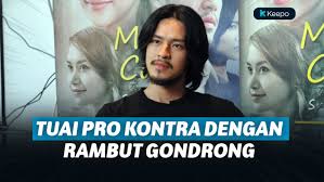 Banyak perubahan yang ditunjukan morgan oey sejak dirinya hengkang dari boy band smash. Coba Berambut Gondrong 4 Artis Ini Tuai Pro Kontra Dari Para Fans Keepo Me