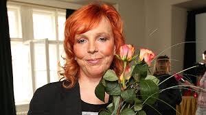 Join facebook to connect with marcela holanová and others you may know. Smutne Marcela Holanova Ma Hlas Jako Zvon Ale Je Bez Penez Sip