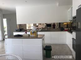 Harga kitchen set lemari sayur lemari dapur rak piring minimalis 3 pintu. 10 Desain Kitchen Set Minimalis Paling Cocok Untuk Rumah Anda Dekoruang Com