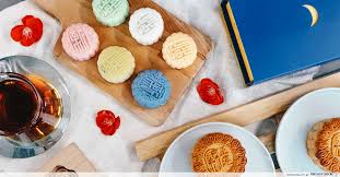 Holiday Inn Singapore Atrium S New Snowskin Mooncakes Has Flavours Like Singapore Sling Peranakan Durian Thai Amulets Buddhism Forum