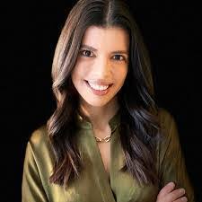 Vicki Poulos's Instagram, Twitter & Facebook