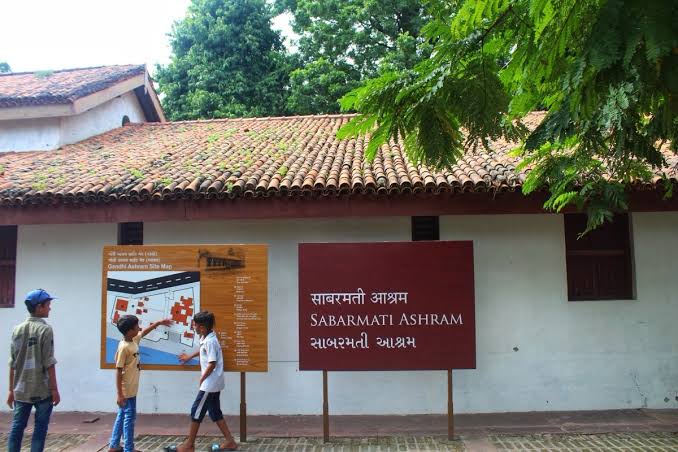 Sabarmati Ashram: The Place where Gandhi Ji Feels Alive – Pragmatic's Personas