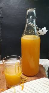 Jus Vitamine Orange Citron Et Carotte En 2020 Jus Vitamines Jus Carotte Recette Jus