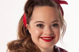 Models mit Makeln: Beauty-Model mit Down-Syndrom