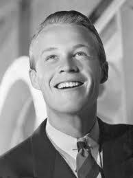 Ted Painter's Instagram, Twitter & Facebook