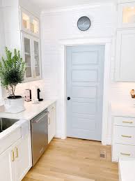 We asked a few interior design experts for their predictions, and you might be surprised by. 5 Current Kitchen Trends Now Chrissy Marie Blog