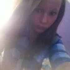 Ashley Renn's Instagram, Twitter & Facebook