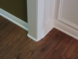 Great Fix For Gaps Under Door Casings Door Casing Flooring Home Design Diy