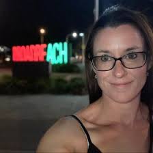 Katie-Marie Craddock (katiemmccool)