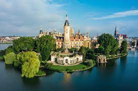 Sample the relaxed atmosphere and linger by the pfaffenteich with views of schwerin. Fotoschule Schwerin Bietet Kostenfreien Smartphone Fotokurs An Tourismusverband Mecklenburg Vorpommern E V Pressemitteilung Lifepr