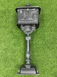 The oversized mailbox is constructed in thick cast aluminum with a strong, magnetic closure on the hinged door creating a watertight seal. China Cast Aluminum Mailbox Outdoor Mailbox Europe Style Mailbox China Mailbox Aluminum Casting Maibox