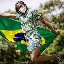 Check spelling or type a new query. Olimpiada Look Da Cerimonia De Abertura Une Brasil E Japao