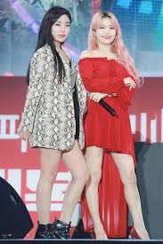 김용선, born february 21, 1991), better known by the stage name solar (korean: Wheein Amp Solar Reddit Post And Comment Search Socialgrep