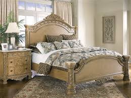 Original vintage louise garner butterfly queen bedspread bedroom set bed and breakfast personalized handmade gift home sale free shipping. Antique Bedroom Furniture White Bedroom Furniture Ideas