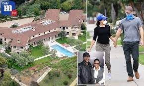 Meghan markle and prince harry are reportedly already facing some teething troubles after just six weeks living in their new california home, with trusted staff members said to be mocking the duchess' mixed accent in private. Meghan And Harry Are Living In Tyler Perry S 18 Million Hilltop Mansion In Beverly Hills Daily Mail Online