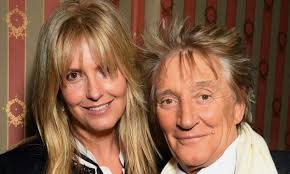 Bands in the 1960s stewart moved to the united states in 1975. Loose Women S Penny Lancaster Shares Glimpse Into Romantic Date Night With Husband Rod Stewart Hello
