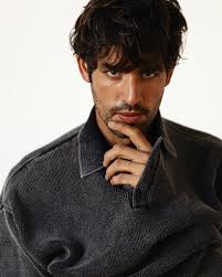 Read our #MMSCENE Exclusive Interview with @luis.ocasio + See the full  shoot captured by photographer @blakeballardphoto Visit our site  malemodelscene.net for the full interview + shoot Photographer: Blake  Ballard Model: Luis Ocasio