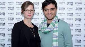 Una de las anécdotas que más llamó la atención fue la que comentó la actriz emilia noguera, hija del actor héctor noguera y hermana menor de amparo. La Hermosa Historia De Amor Que Une A Actores De Tvn Y Mega Tecache Cl