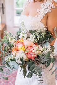 Hochzeitlicher Country Glam In Apricot Laboda Wedding Photography Http Www Hochzeitswahn De Inspirationsideen Hochzeitliche Hochzeitswahn Hochzeit Brautkleid