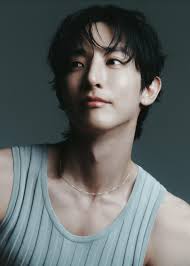 Lee Yung-hye attends the opening of TORY BUCH ifc new specialty store Date:  Thursday, October 16, 2025, Time: 3pm Venue: Tory Burch, Shop L1 1037 ifc  mall, Central