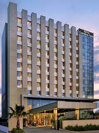 Architecture And Interior Design Projects In India Quorum Square Maas Architect Dehli Hilton Garden Inn Istanbul Hotels Architecture