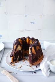 Rezept Fur Donauwellen Kuchen Ein Marmorkuchen Gugelhupf Mit Kirschen Rezept Donauwelle Kuchen Kuchen Rezepte Einfach Marmorkuchen