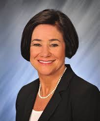 Lynnette Murray's Instagram, Twitter & Facebook