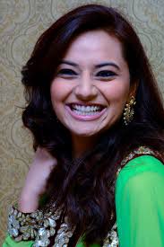 Beauty Galore HD : Isha Chawla Big Smiling Pics In Green Churidaar