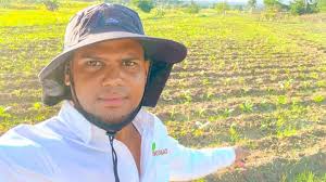 Probando el sabor del tabaco dominicano. Decenas de personalidades probaron  el sabor del tabaco dominicano elaborados por la institución y 11  tabacaleras que participan el stand del #Intabaco en la Feria  @agroalimentariard