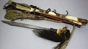 Pisang jenis ini banyak dijual di pasar tradisional maupun supermarket. Kalselpedia Mandau Senjata Tradisional Suku Dayak Khas Kalimantan Berjenis Parang Banjarmasin Post