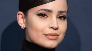 Sofia Carson & Nicholas Galitzine On Purple Hearts, Its Soundtrack, And  More