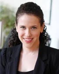 Lindsay Firestone's Instagram, Twitter & Facebook