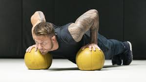 Chris hemsworth's body double said he wishes the actor would stop getting more jacked. Thor S Lean Clean Stunt Machine The West Australian