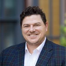 Brad Weekes's Instagram, Twitter & Facebook