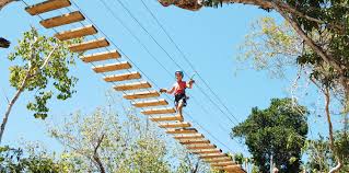 Construccion de tirolesa en españa, navarra aventura bkz, bidasoa kultur zerbitzuak. Tirolesa