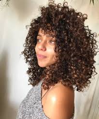 Creative hair styling with hats. 10 Quick Easy Spring Hairstyles For Curly Hair Simply Organic Beauty