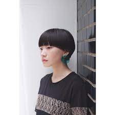 今季のショートヘアはこのマッシュショートを推したい これぞ ニッポンショート 和顔に似合う おしゃれに ファッションに 中目黒 いつくし toga トリココムデギャルソン ショートヘア マッシュショート マルニが似合うヘアス ショートヘア