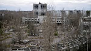De omgeving van tsjernobyl en de naburige stad de historica is blij met de aandacht voor tsjernobyl, maar ze is tegelijkertijd kritisch. De Spookstad Van Tsjernobyl 30 Jaar Later Nos