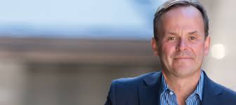 Pierre Simard, The silent partner