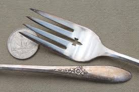 Ballad aka country lane bon bon spoon 1953 oneida community silverplate 3 photo. Oneida Community Silver Tudor Plate Fantasy Pattern Silverware 1940s Vintage Flatware