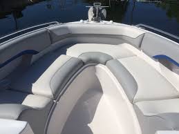 Tauds Baches De Protection Coussinage Bateau Sellerie Services En Savoie Et Haute Savoie
