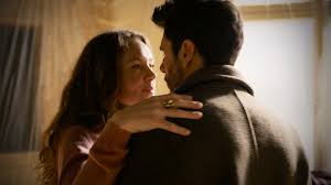 Schon irgendwie bezeichnend, dass Matteo von Nathalie fantasiert, während  er mit Emma tanzt, oder? 🥺 #AWZ #AllesWasZählt; 🍿 AWZ; AllesWasZählt;  AWZCliffhanger;