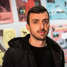 Txuspo Poyo: "Anónima"