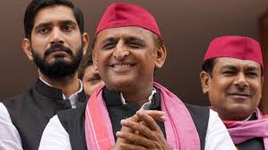 Akhilesh Yadav extends 'monsoon offer ...