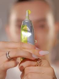 El best seller de Corea, El Retinal Shot Tightening Booster, ya está en  @dipasobelleza 💚 ✨ Experiencia Pura: La textura concentrada, libera el  poder del Retinal y la Espícula, para una piel